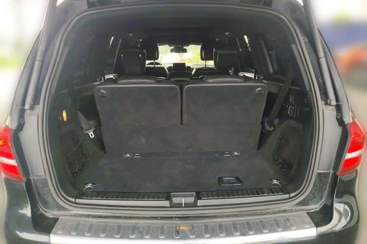 Used Mercedes-Benz GLS  Trunk