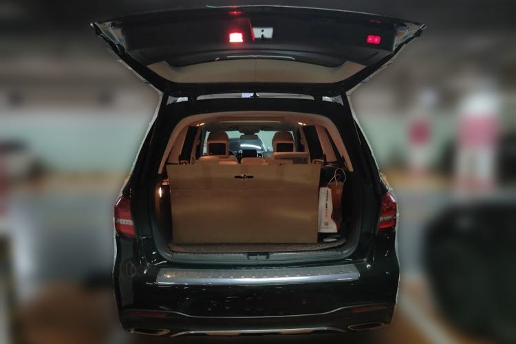 Used Mercedes-Benz GLS 2016 GLS 400 4MATIC Luxury Model Trunk