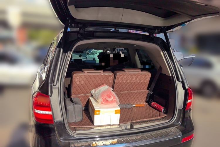 Used Mercedes-Benz GLS 2016 GLS 400 4MATIC Dynamic Model Trunk