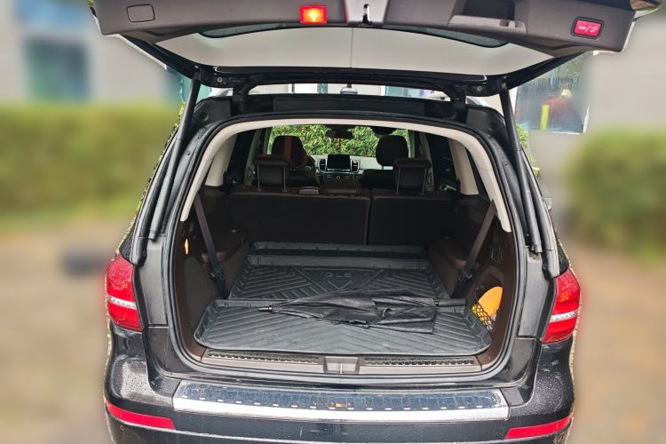 Used Mercedes-Benz GLS 2016 GLS 400 4MATIC Dynamic Model Trunk