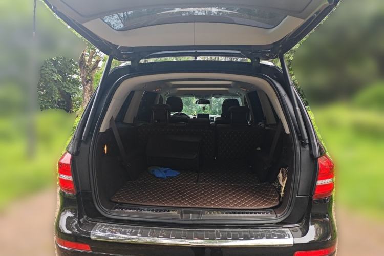Used Mercedes-Benz GLS 2016 GLS 400 4MATIC Dynamic Model Trunk