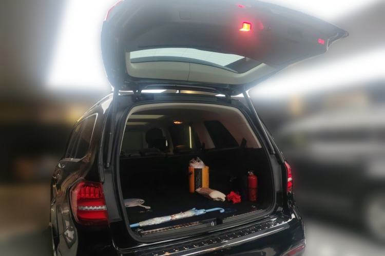 Used Mercedes-Benz GLS 2016 GLS 500 4MATIC Trunk