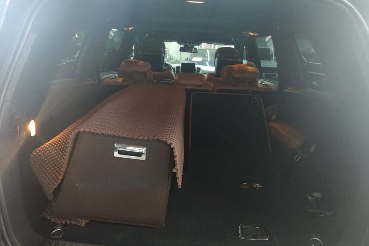 Used Mercedes-Benz GLS 2016 GLS 500 4MATIC Trunk
