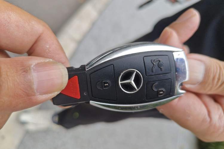 Used Mercedes-Benz GLS 2016 GLS 400 4MATIC Dynamic Model Vehicle Key