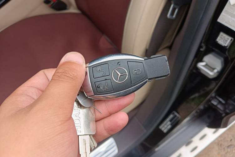 Used Mercedes-Benz GLS 2016 GLS 400 4MATIC Dynamic Model Vehicle Key