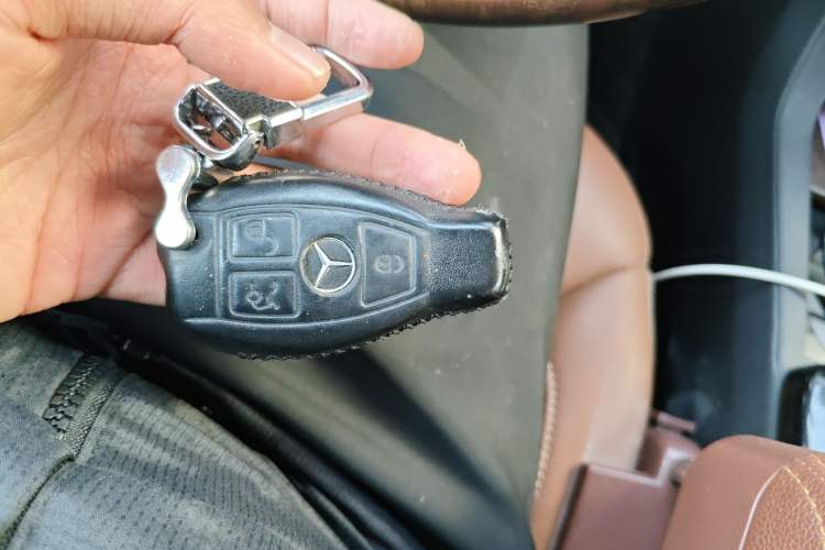 Used Mercedes-Benz GLS 2016 GLS 400 4MATIC Luxury Model Vehicle Key