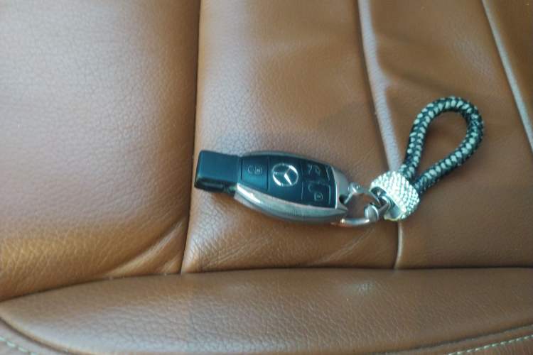 Used Mercedes-Benz GLS 2016 GLS 400 4MATIC Luxury Model Vehicle Key