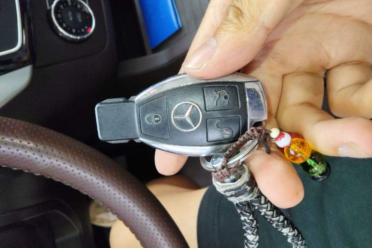 Used Mercedes-Benz GLS 2016 GLS 400 4MATIC Dynamic Model Vehicle Key