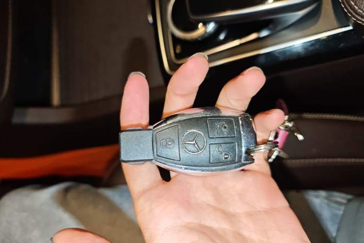 Used Mercedes-Benz GLS 2016 GLS 400 4MATIC Dynamic Model Vehicle Key