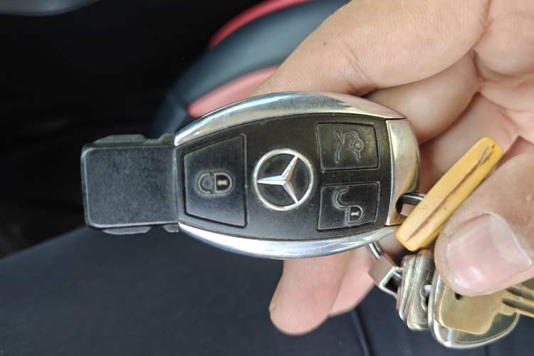 Used Mercedes-Benz GLS 2016 GLS 400 4MATIC Dynamic Model Vehicle Key