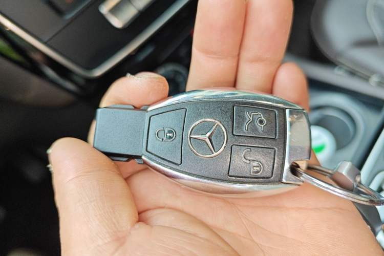 Used Mercedes-Benz GLS 2016 GLS 400 4MATIC Dynamic Model Vehicle Key