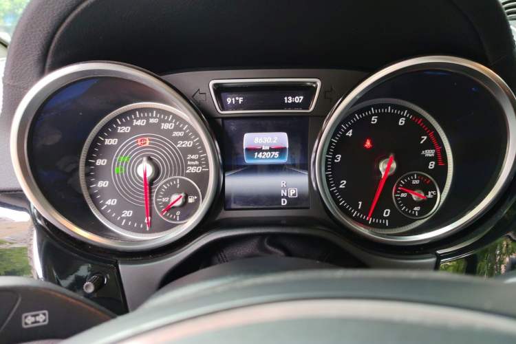 Used Mercedes-Benz GLS  Instrument Cluster