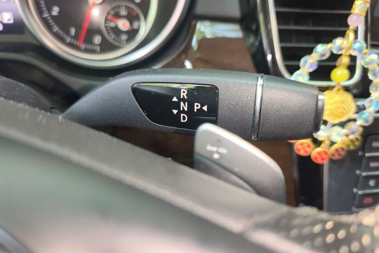 Used Mercedes-Benz GLS  Gear Lever