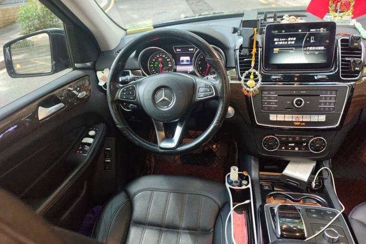 Used Mercedes-Benz GLS  Steering Wheel
