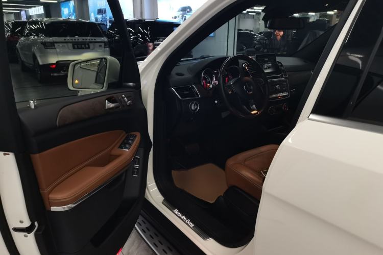 Used Mercedes-Benz GLS 2016 GLS 500 4MATIC Driver Seat