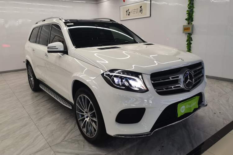 Used Mercedes-Benz GLS 2016 GLS 500 4MATIC Front Right 45 Deg