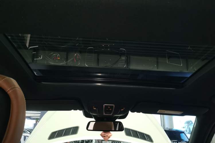 Used Mercedes-Benz GLS 2016 GLS 500 4MATIC Headliner