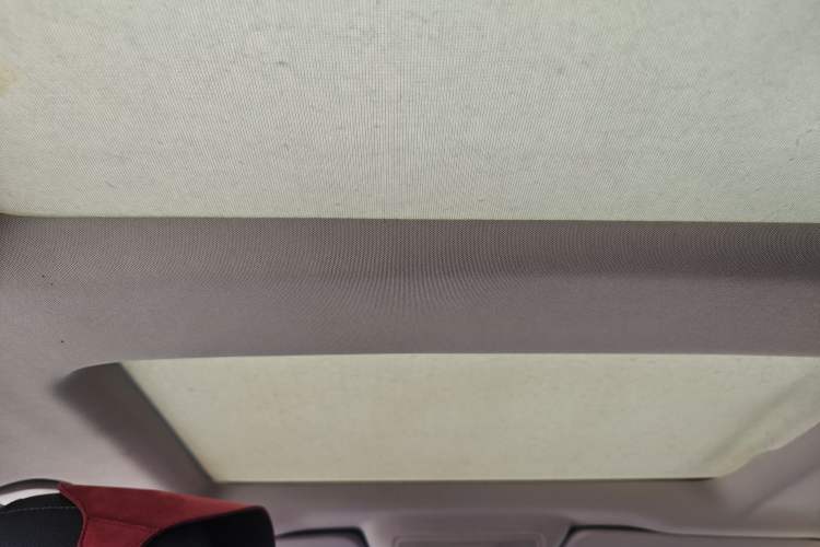 Used Mercedes-Benz GLS  Headliner