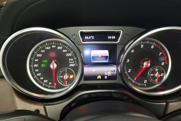 Used Mercedes-Benz GLS 2016 GLS 500 4MATIC Instrument Cluster