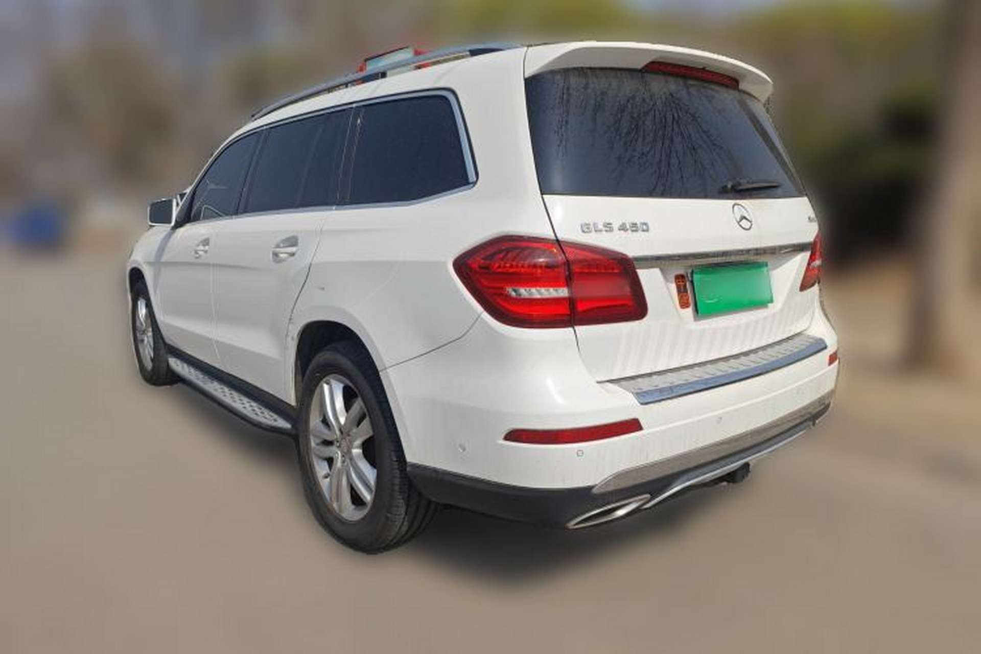 Used Mercedes-Benz GLS  Rear Left 45 Deg