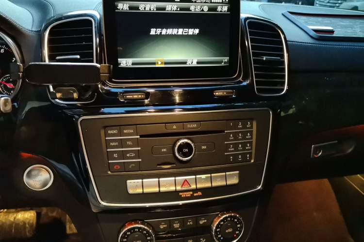 Used Mercedes-Benz GLS  Audio And AC Panel