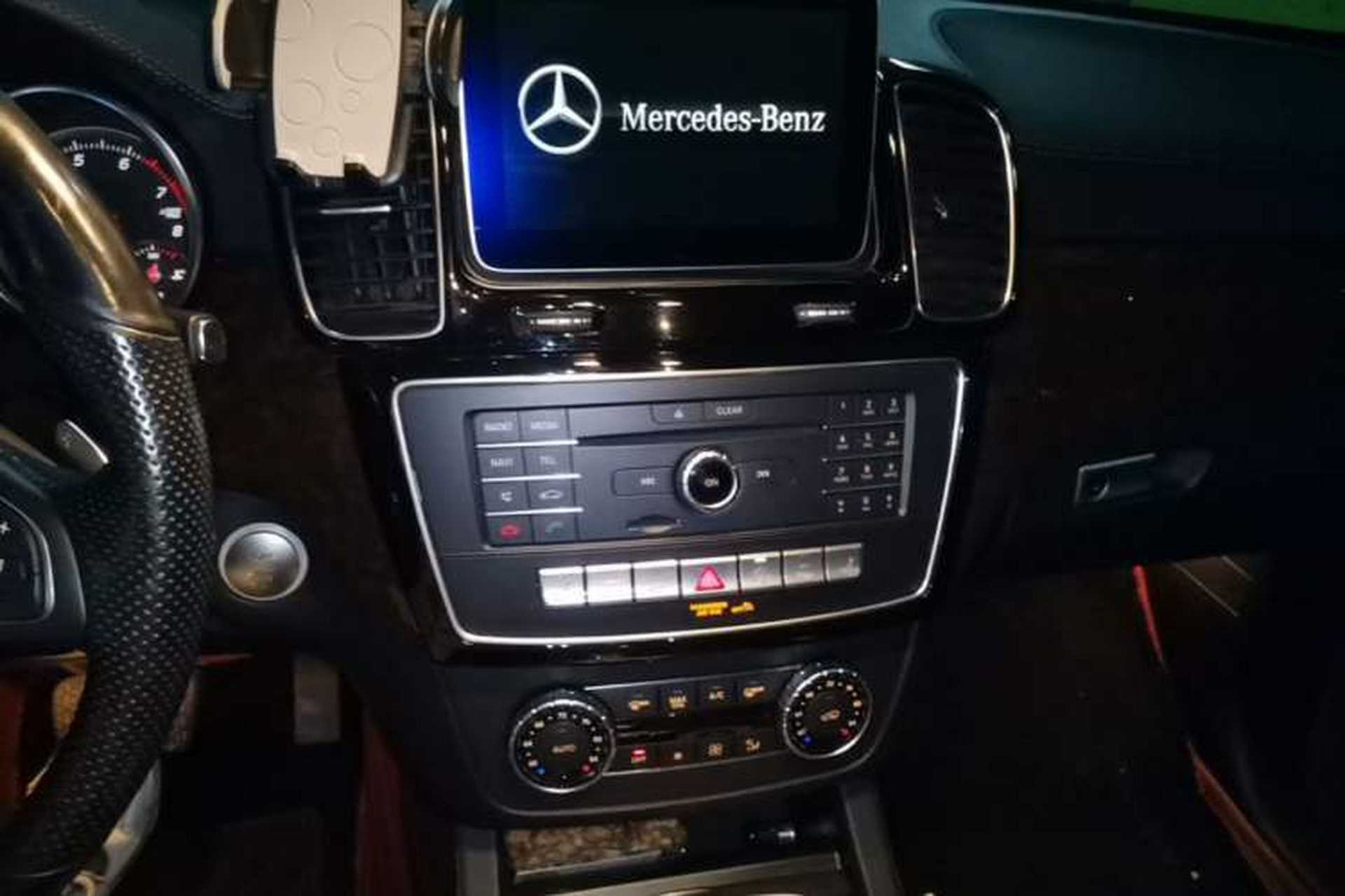 Used Mercedes-Benz GLS  Audio And AC Panel