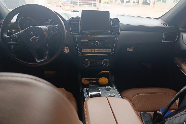 Used Mercedes-Benz GLS 2017 GLS 500 4MATIC Center Console