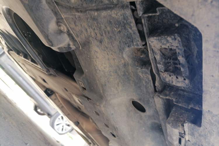 Used Mercedes-Benz GLS  Chassis Front Left