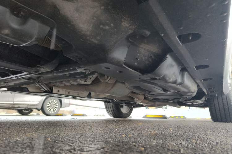 Used Mercedes-Benz GLS 2017 GLS 400 4MATIC Dynamic Model Chassis Front Left
