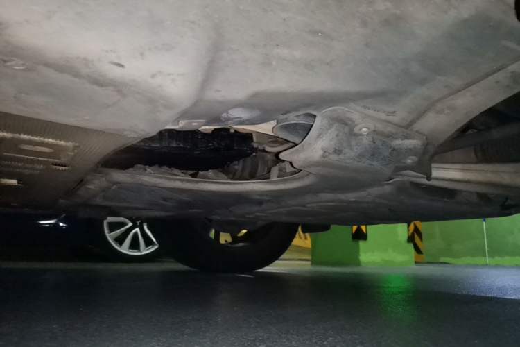 Used Mercedes-Benz GLS  Chassis Front Right