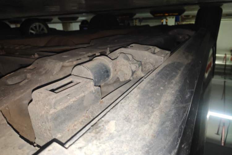 Used Mercedes-Benz GLS 2017 GLS 400 4MATIC Dynamic Model Chassis Front Right