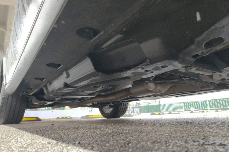 Used Mercedes-Benz GLS 2017 GLS 400 4MATIC Dynamic Model Chassis Front Right