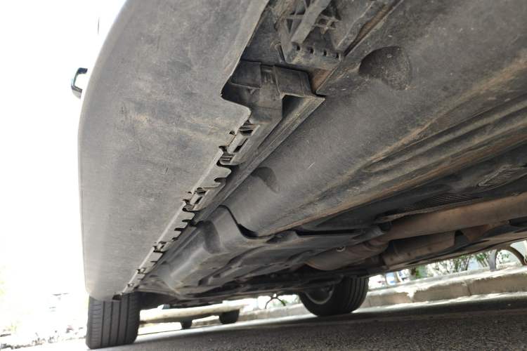 Used Mercedes-Benz GLS 2017 GLS 400 4MATIC Dynamic Model Chassis Rear Left