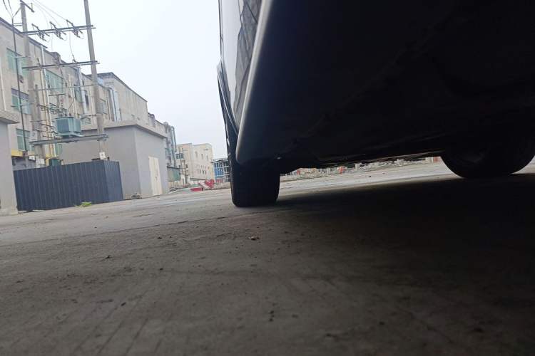 Used Mercedes-Benz GLS 2017 GLS 500 4MATIC Chassis Rear Left