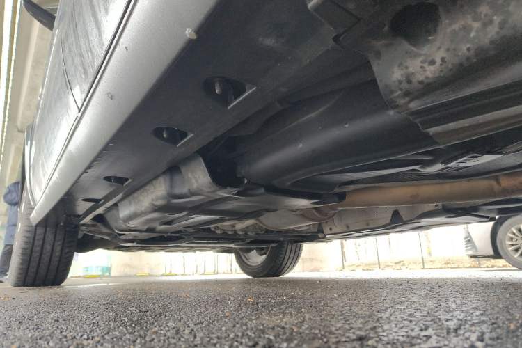 Used Mercedes-Benz GLS 2017 GLS 400 4MATIC Dynamic Model Chassis Rear Left
