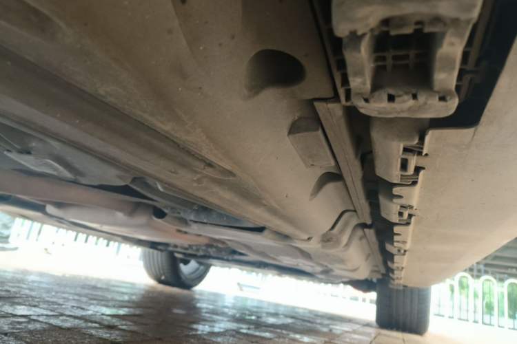 Used Mercedes-Benz GLS 2017 GLS 500 4MATIC Chassis Rear Right
