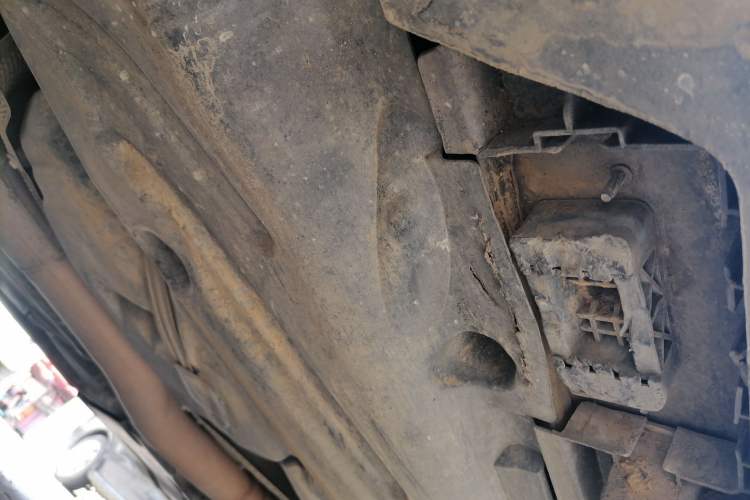 Used Mercedes-Benz GLS  Chassis Rear Right