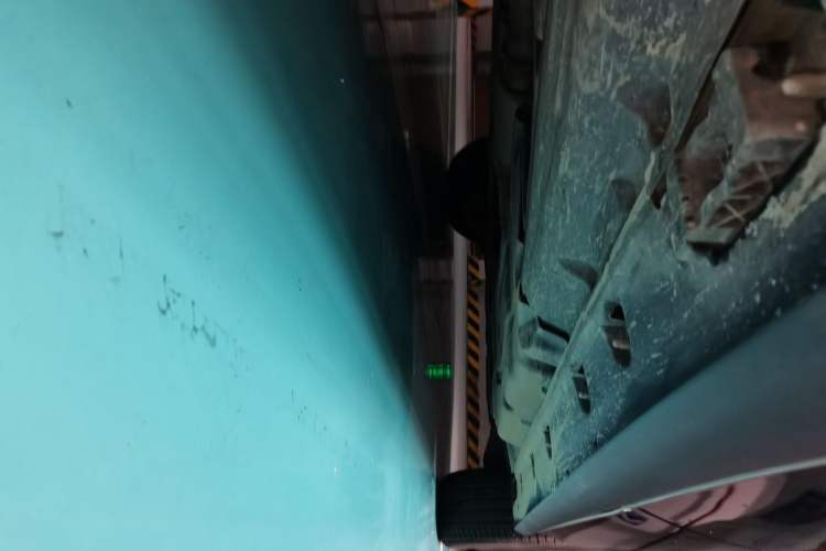 Used Mercedes-Benz GLS  Chassis Rear Right