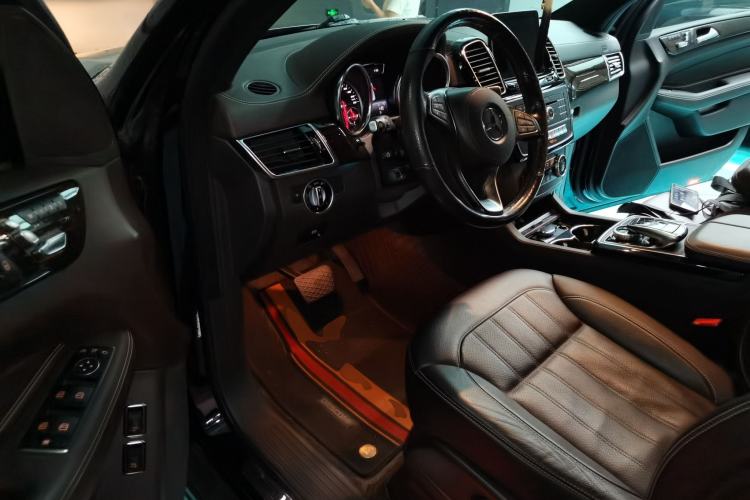 Used Mercedes-Benz GLS  Driver Seat