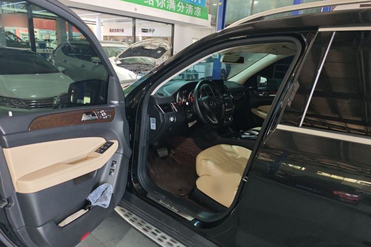 Used Mercedes-Benz GLS  Driver Seat