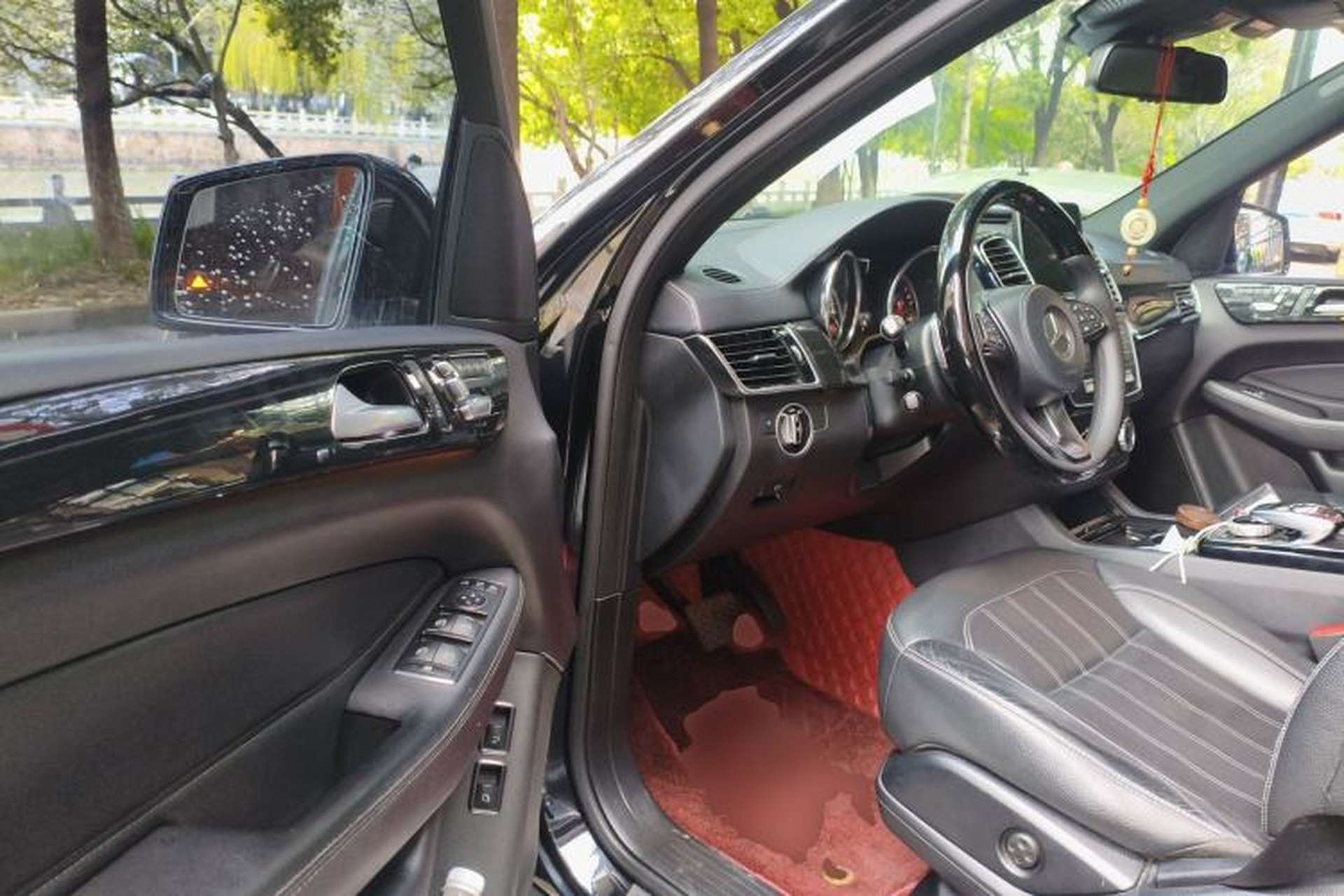 Used Mercedes-Benz GLS  Driver Seat