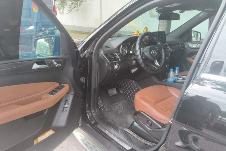 Used Mercedes-Benz GLS  Driver Seat