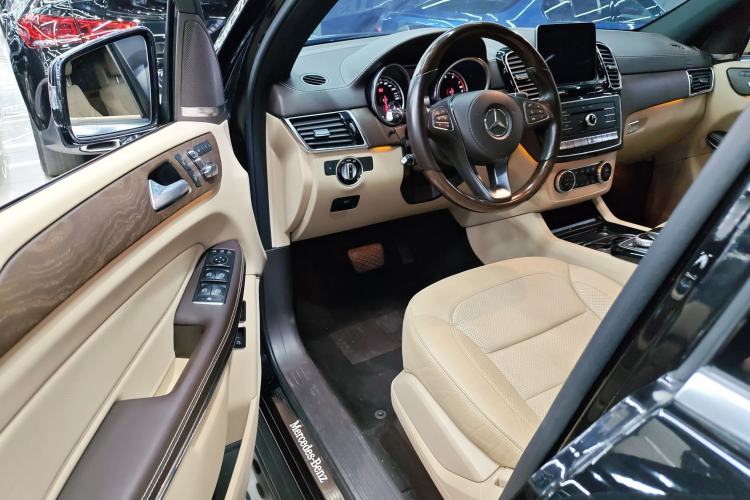 Used Mercedes-Benz GLS 2017 GLS 500 4MATIC Driver Seat