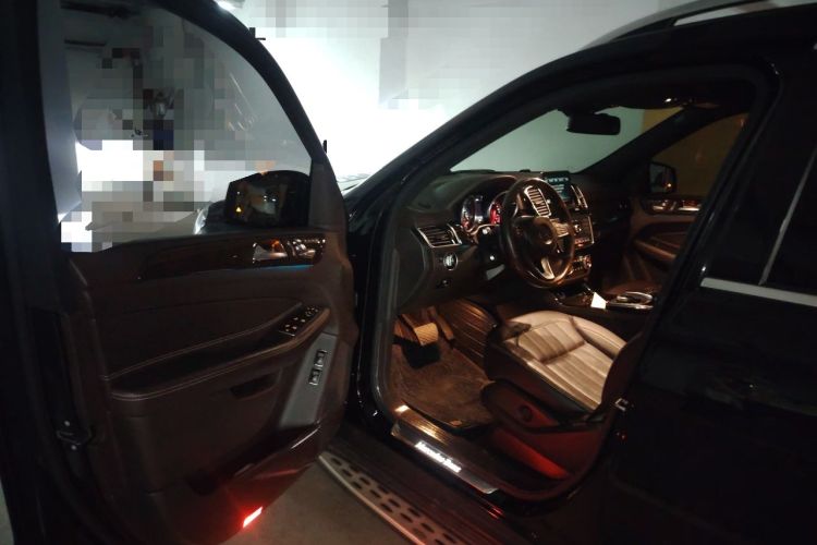 Used Mercedes-Benz GLS 2017 GLS 400 4MATIC Fashion Edition Driver Seat