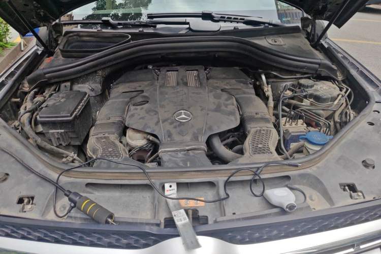 Used Mercedes-Benz GLS 2017 GLS 400 4MATIC Dynamic Model Engine Bay
