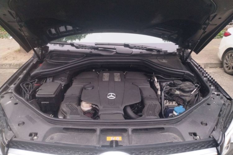 Used Mercedes-Benz GLS 2017 GLS 400 4MATIC Fashion Edition Engine Bay