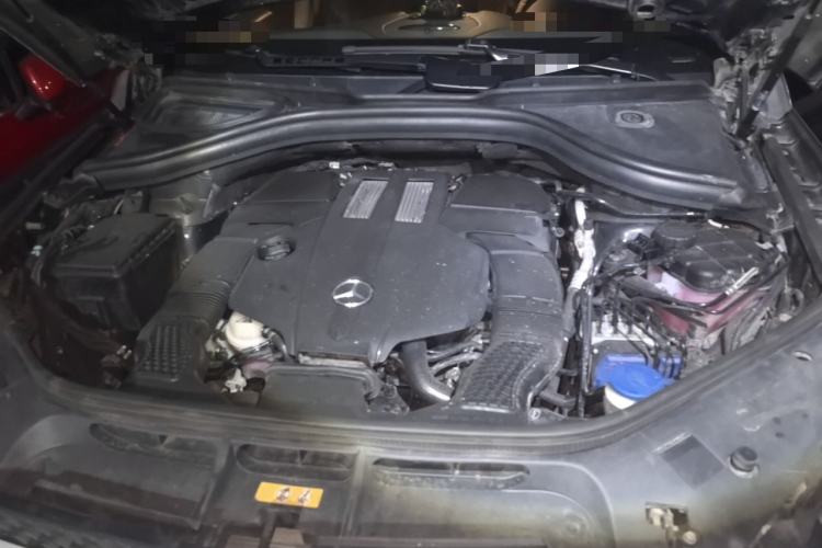 Used Mercedes-Benz GLS 2017 GLS 400 4MATIC Dynamic Model Engine Bay
