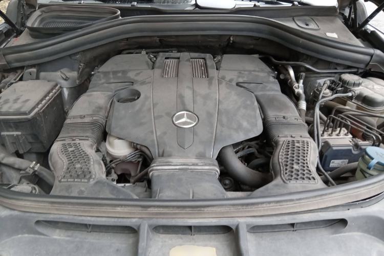 Used Mercedes-Benz GLS 2017 GLS 400 4MATIC Fashion Edition Engine Bay