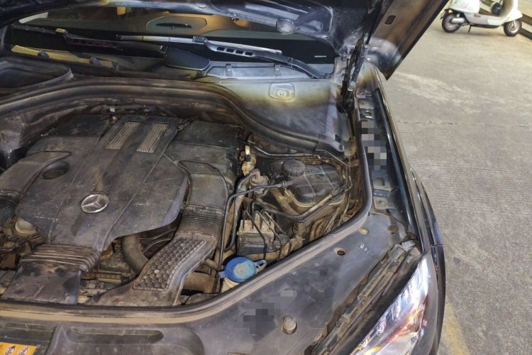 Used Mercedes-Benz GLS 2017 GLS 400 4MATIC Dynamic Model Engine Bay Left