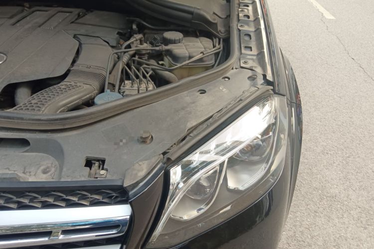 Used Mercedes-Benz GLS 2017 GLS 400 4MATIC Dynamic Model Engine Bay Left